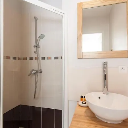 Apartment C065-chic And Modern Apt With Terrace - La Croisette Cannes
